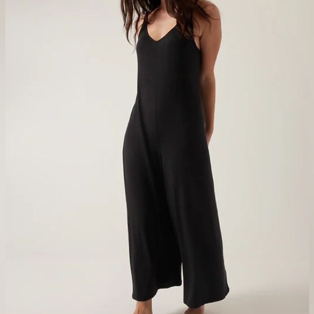 Athleta Nighttime Bliss Sleep V Neck Romper